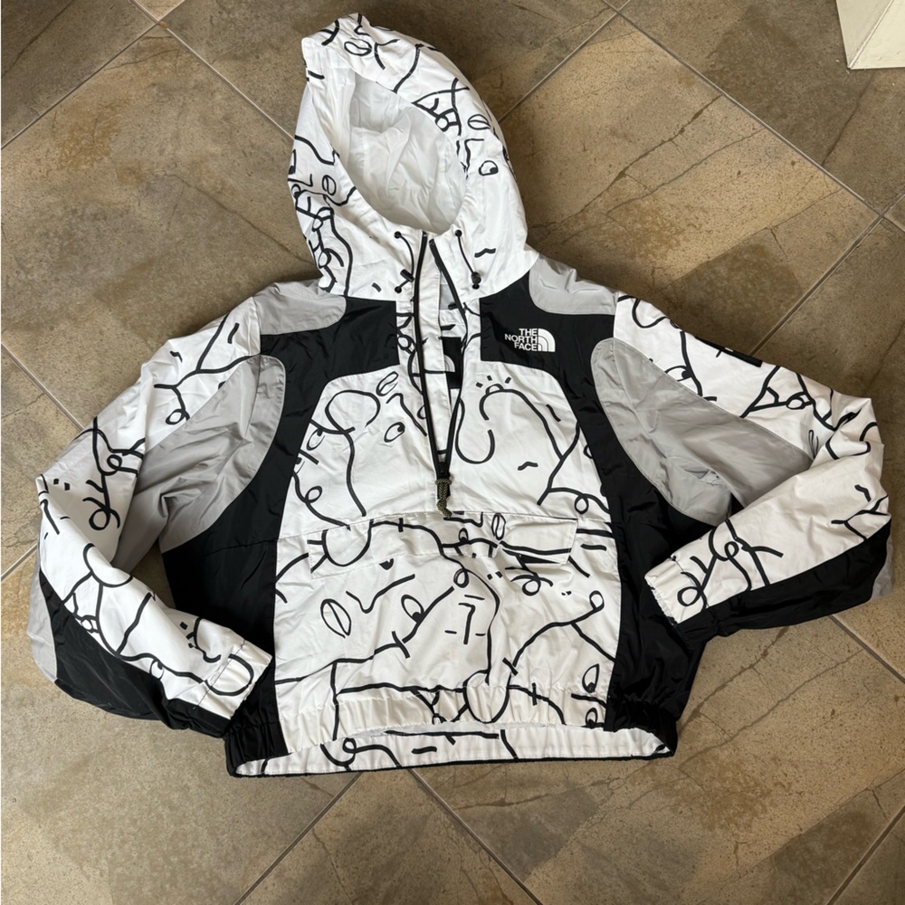 The North Face Black and White Jacket | Search and Rescue Fleece Jacket